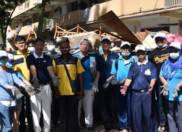 OPERASI GOTONG ROYONG MEMBERSIHKAN SISA BANJIR SEKITAR PULAU PINANG